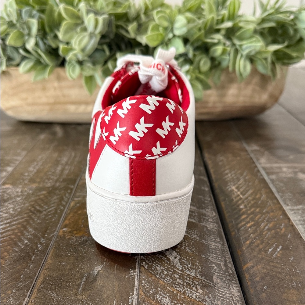 NWT Michael Kors Poppy Graphic Logo Leather Sneakers - White/Red - Size 7 1/2 - Picture 14 of 15